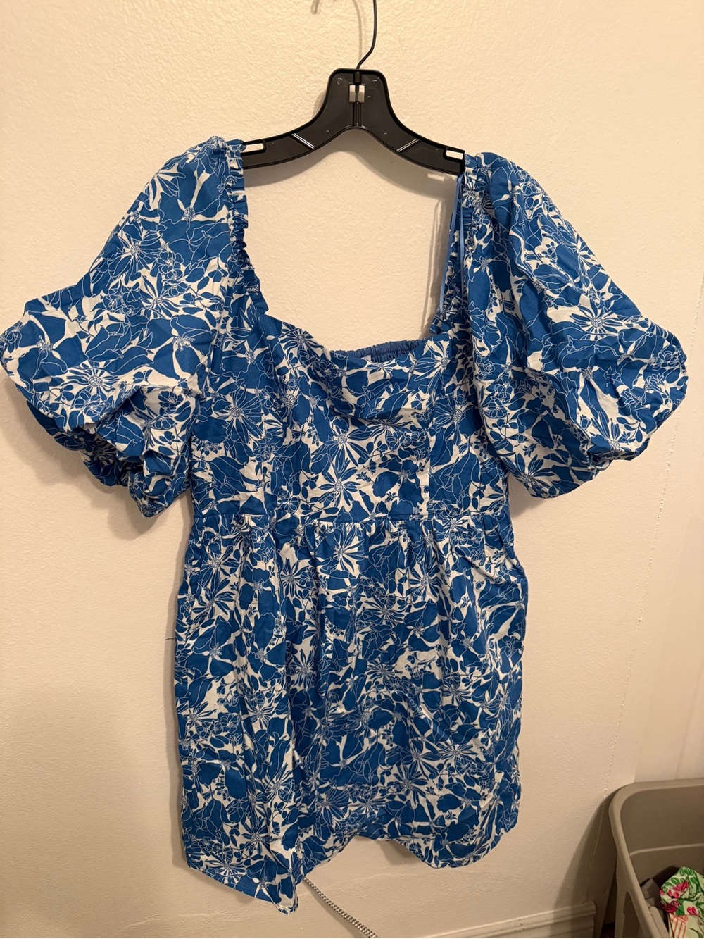 Sugarlips Blue & White Floral Puff Sleeve Mini Dress